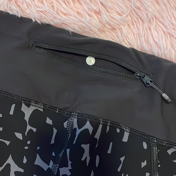 Lululemon Capri Leggings - Picture 4 of 5